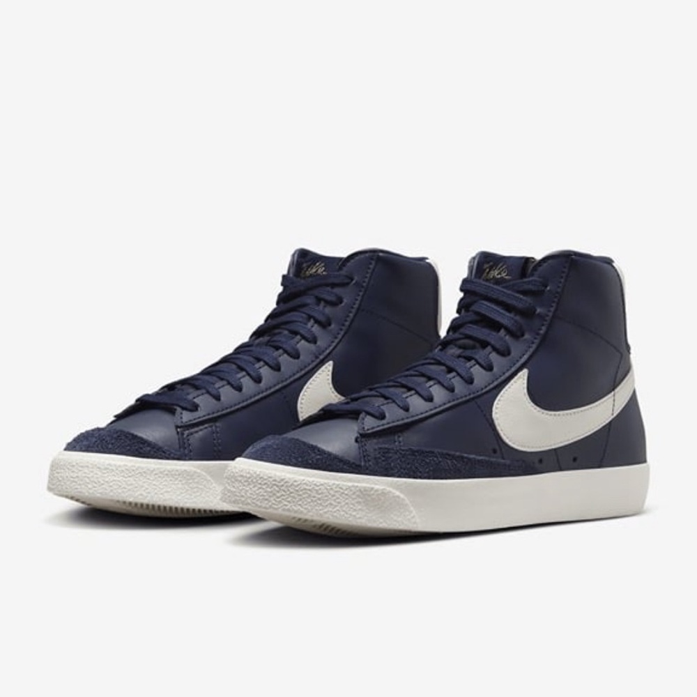Nike W BLAZER MID '77 high top sneakers size US 7 Women